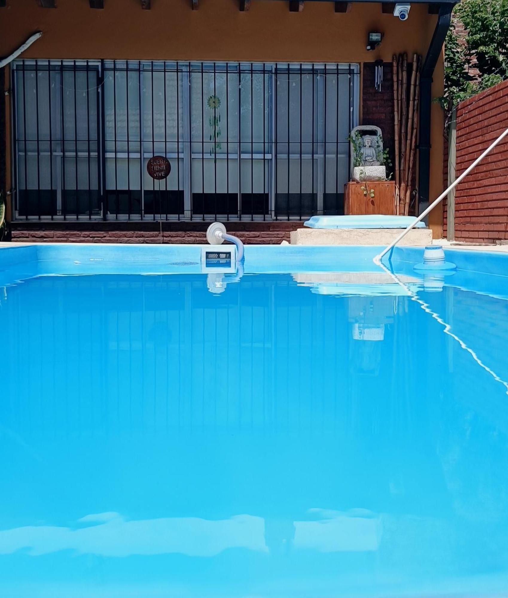 Casa Olivia- Alojamiento Con Piscina - Aeropuerto Ezeiza Exterior photo